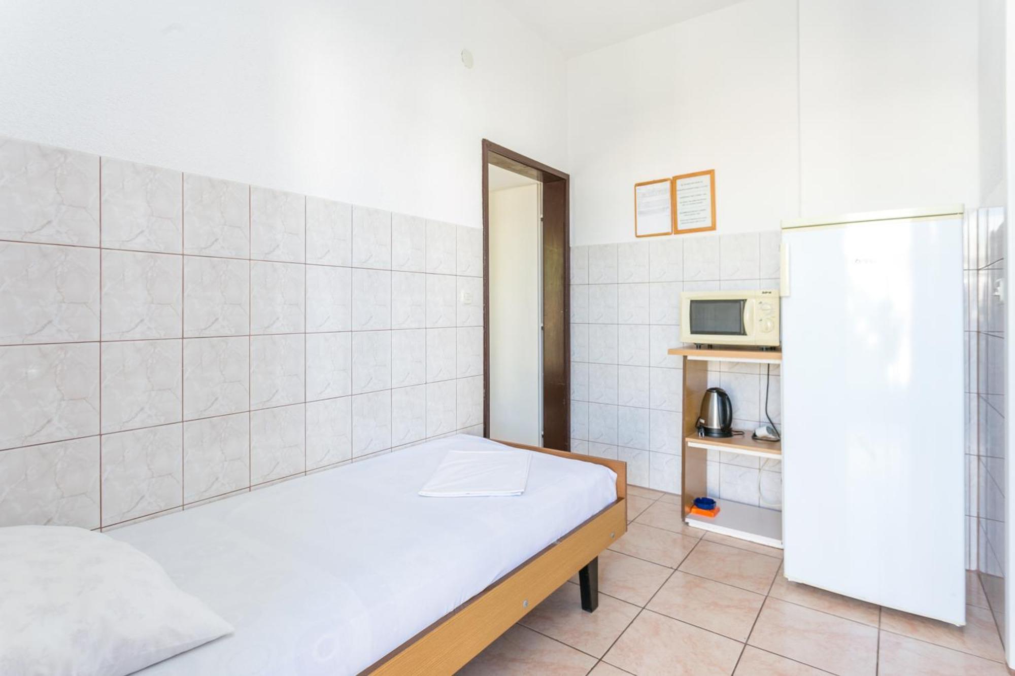 Apartments By The Sea Podaca, Makarska - 2783 *