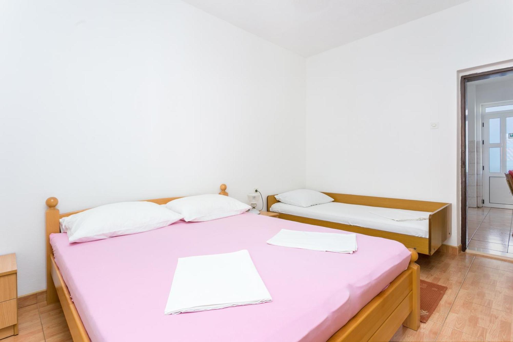 Apartments By The Sea Podaca, Makarska - 2783 Apartment *